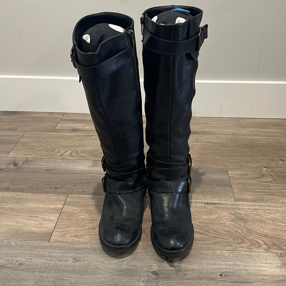 Enzo Angiolini leather boots